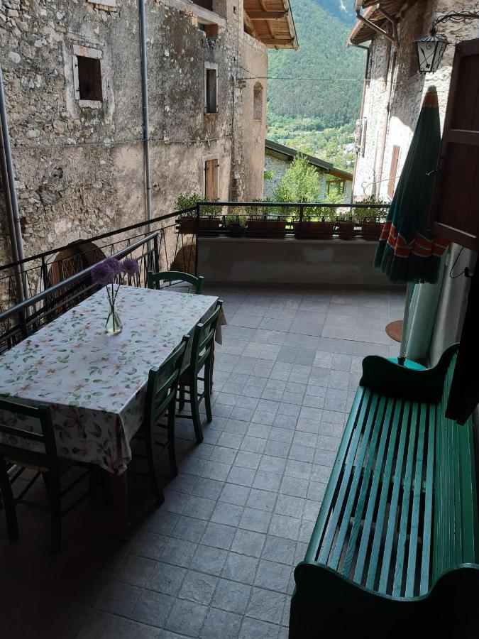 Ca' Berti Appartamento Con Terrazza Ville Del Monte Tenno Zewnętrze zdjęcie
